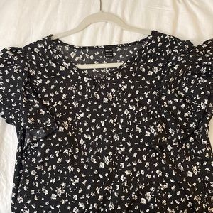 Ruffle Arm Floral Top